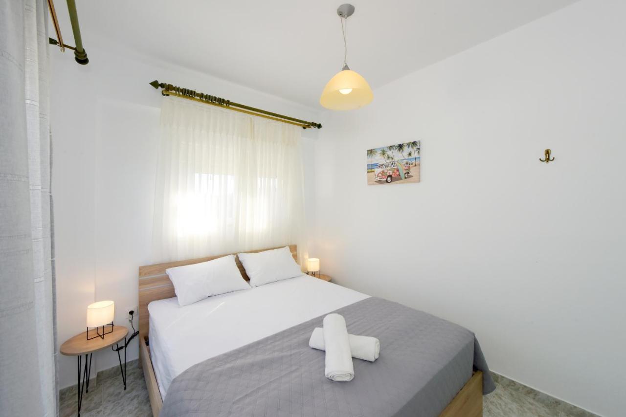 Villa Irilena - 4Bdr Beach House Геннади Экстерьер фото