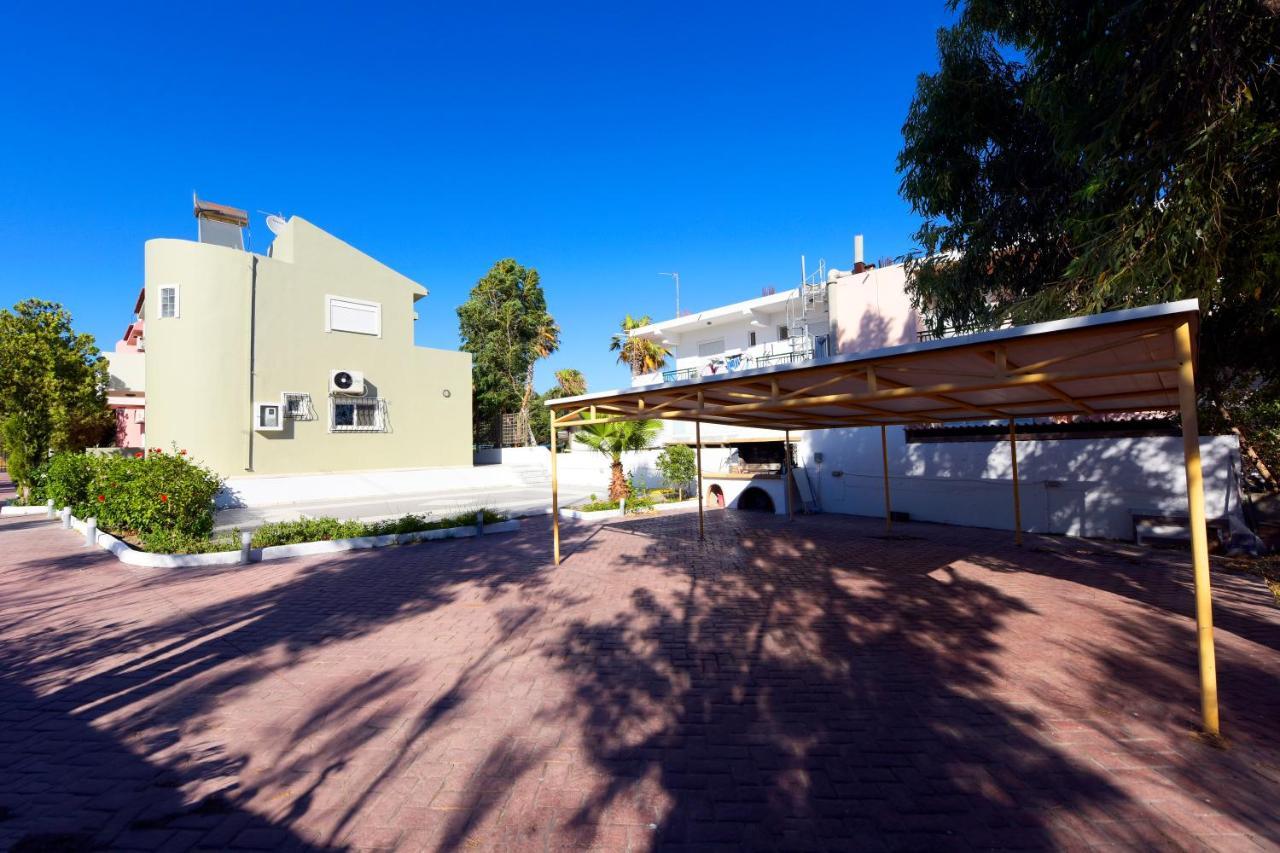 Villa Irilena - 4Bdr Beach House Геннади Экстерьер фото