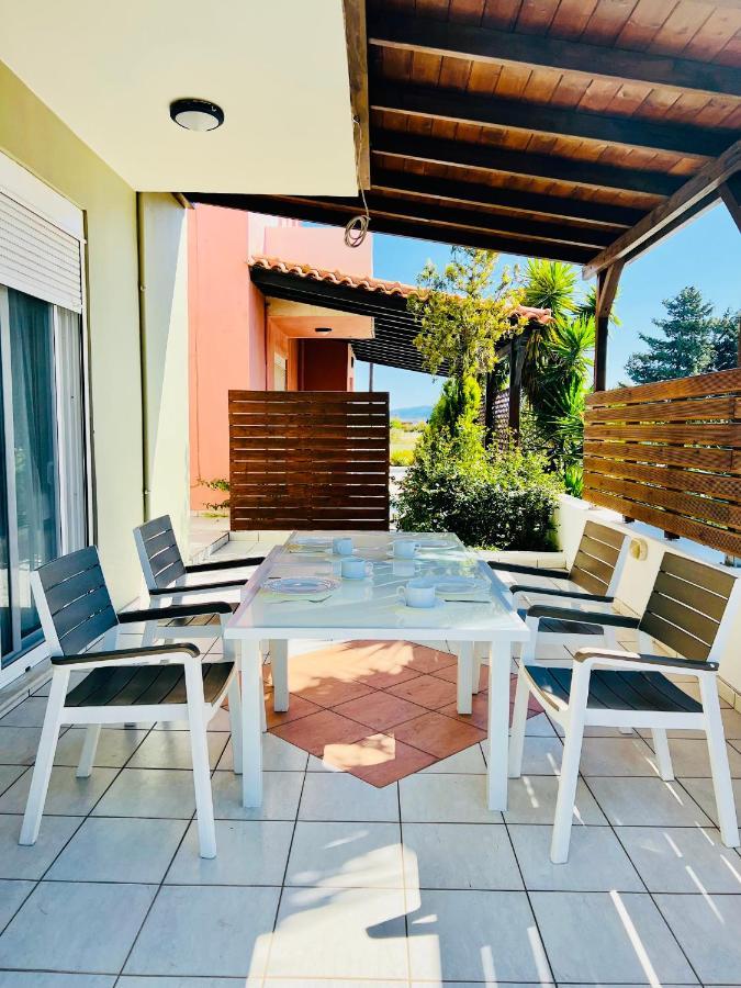 Villa Irilena - 4Bdr Beach House Геннади Экстерьер фото